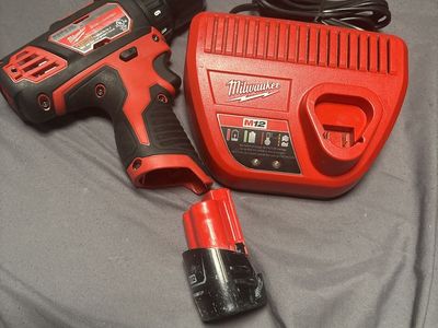 milwaukee m12 set