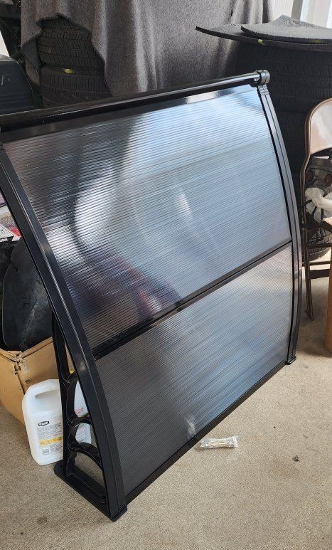 door or window awning keep the sunlight or rain away
