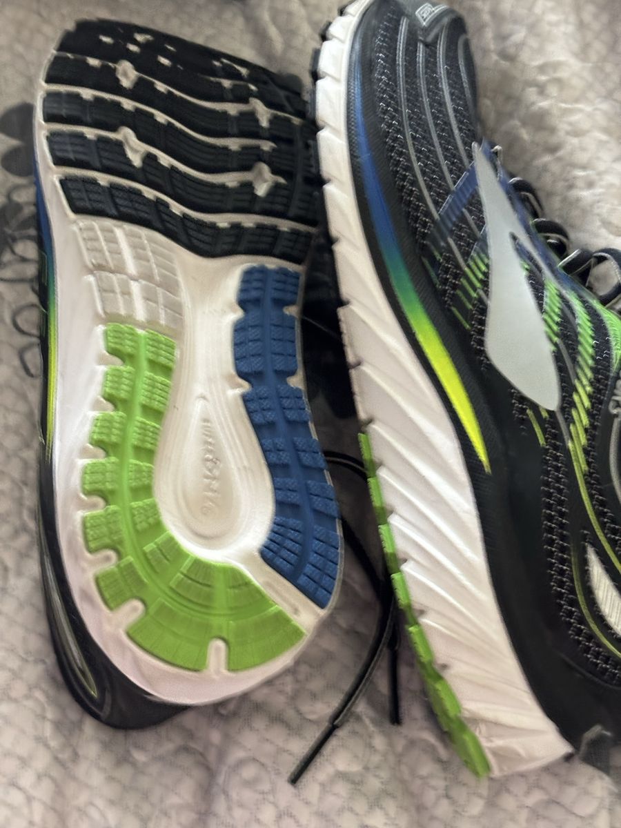 Brooks men’s shoe