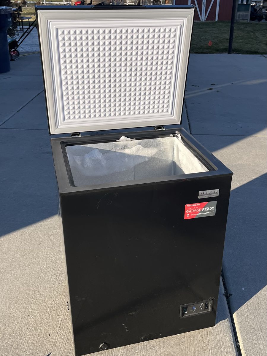 Frigidaire Gallery 5 Cu. ft. Chest Freezer