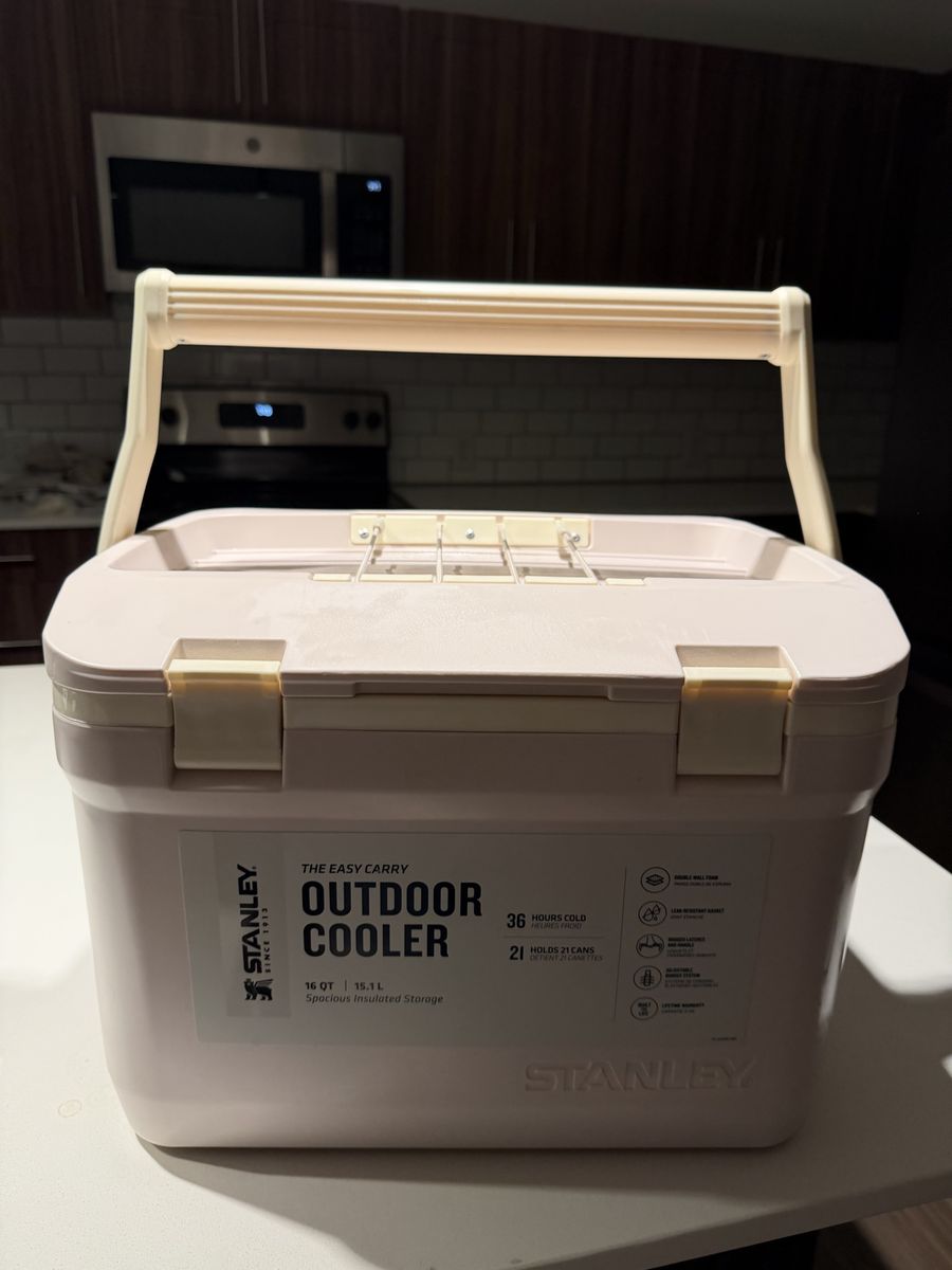 Stanley 16qt Easy-Carry Outdoor Cooler - Rose Quartz 