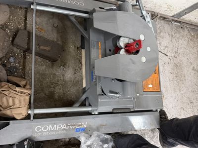 B&W Companion Slider 5th Wheel Hitch