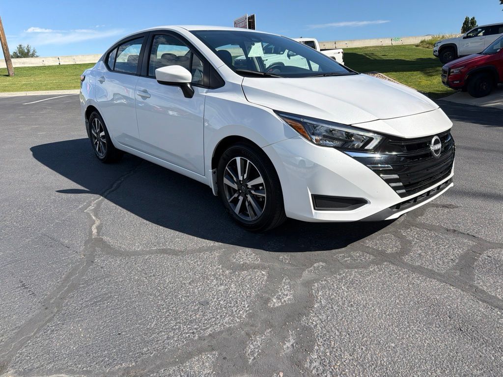 2025 Nissan Versa SV