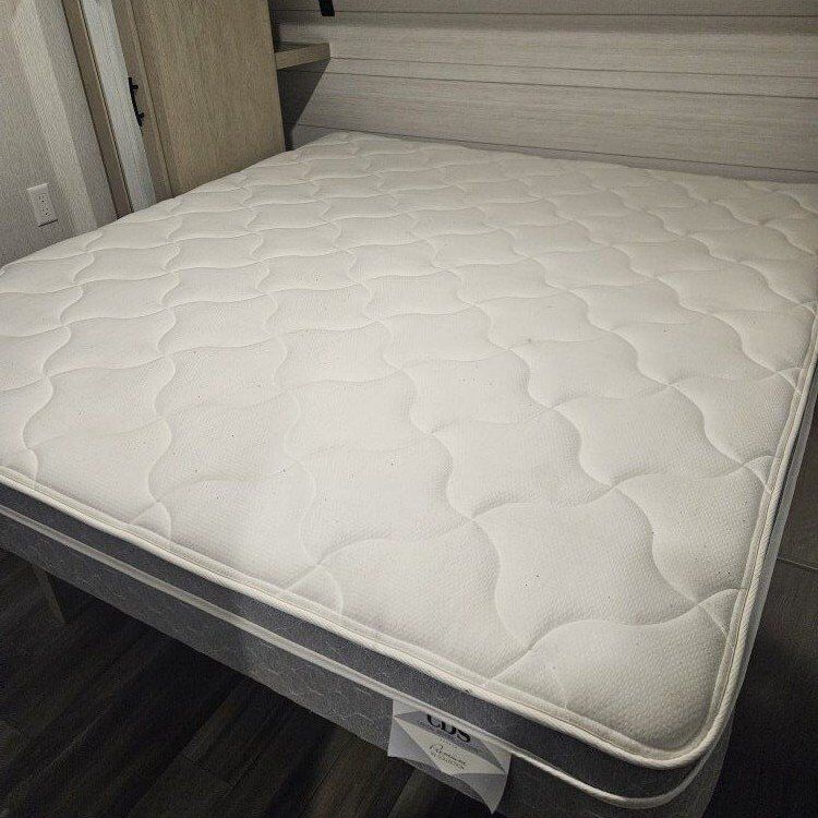 King size mattress