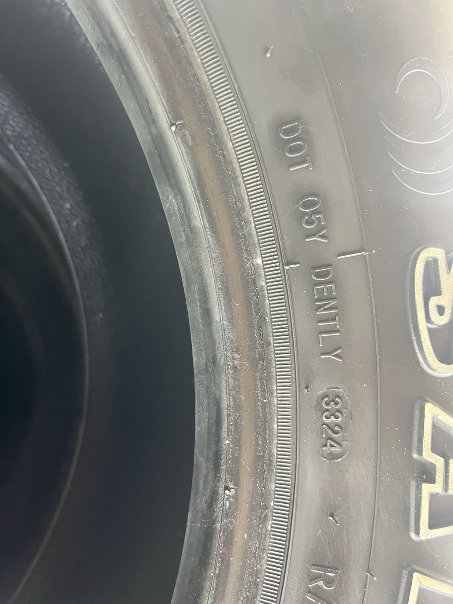 235 70 16 set of 4 tires Sailun