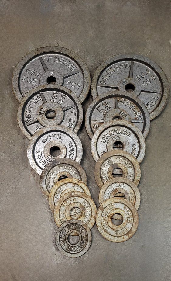 Olympic weights 250 pounds