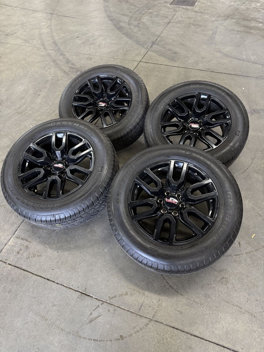 LIKE NEW 2023 Gmc 1500 OEM 20in Wheels/ 275/60/20