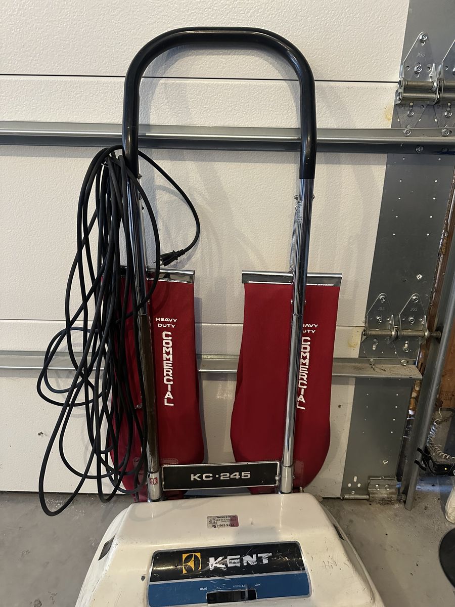 Commercial Upright Vacuums