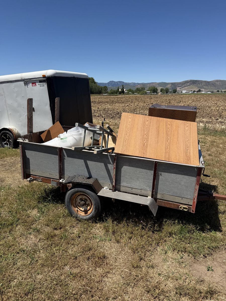 4x8 tilt trailer.