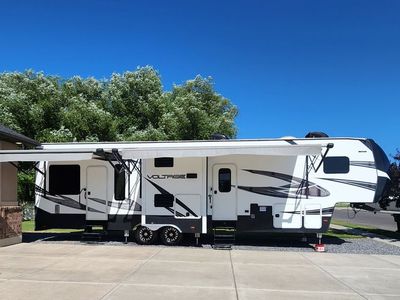 2017 Voltage Dutchman