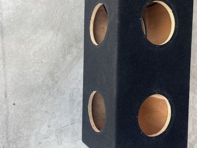 Dual Speaker Enclosure Box, Unloaded, Black Carpeted, 8” subwoofer box it can hold up to four subwoofers