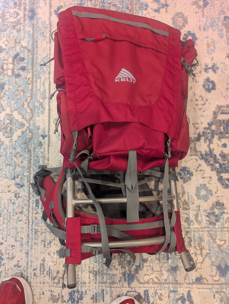 Kelty Trekker 65