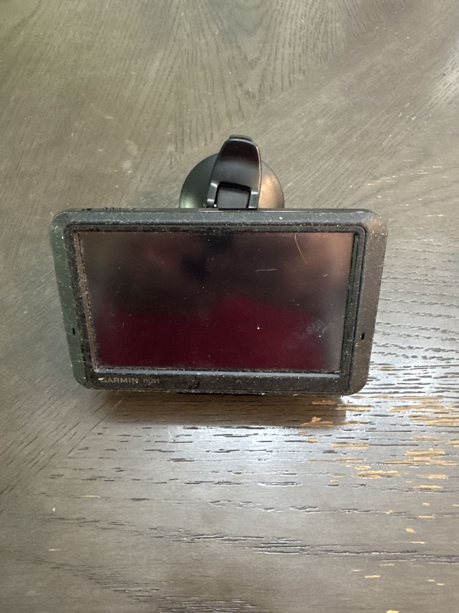 Garmin nuvi Portable GPS Navigation System - Black, Used