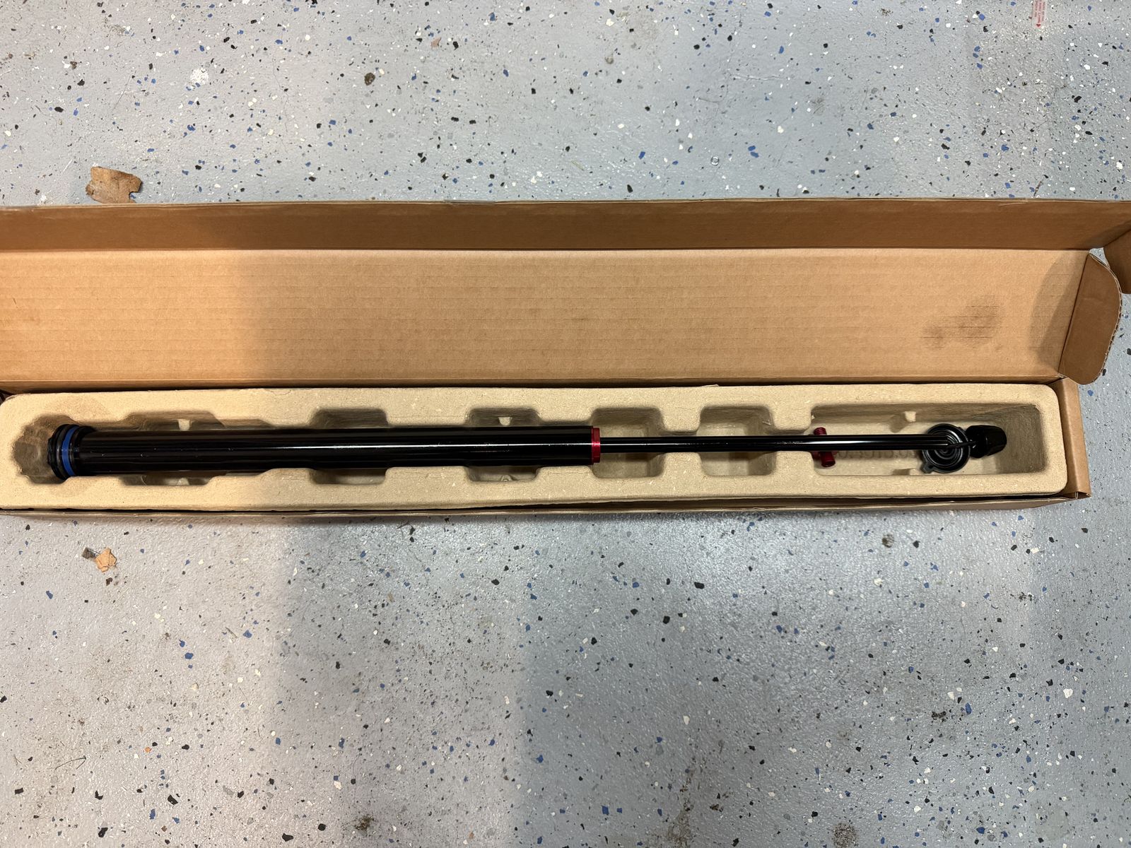 Charger RC Damper Pike