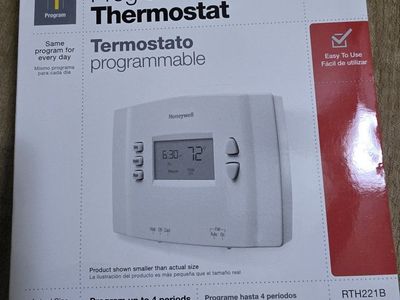 Honeywell RTH221B Programmable Thermostat