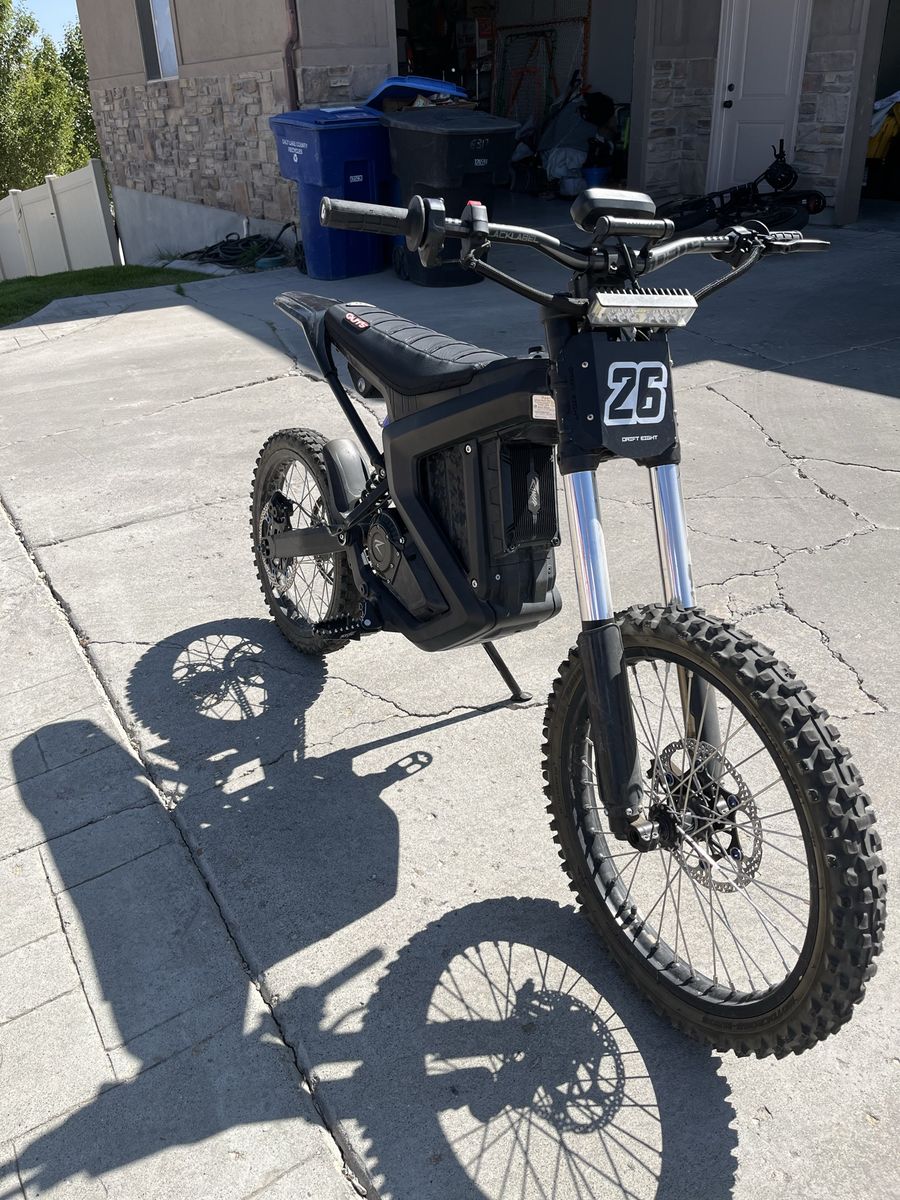 Rawr mantis x like surron