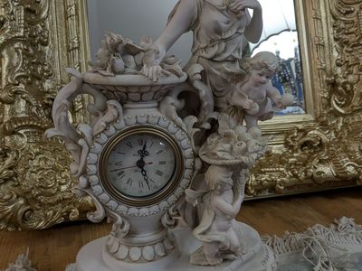 12x18x8" Putty figurine clock