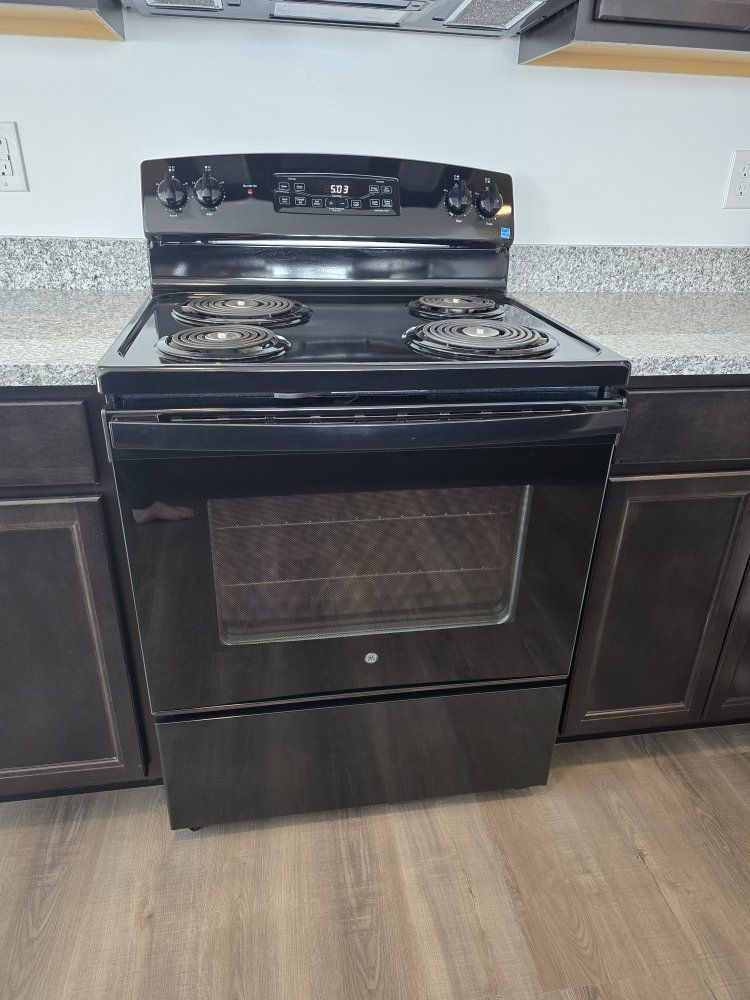Brand GE New Range
