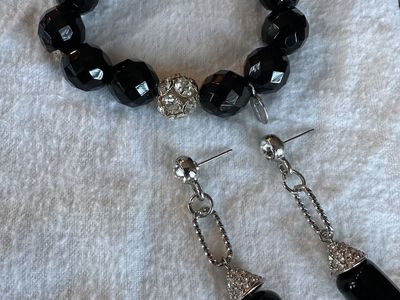 Bracelet and earrings