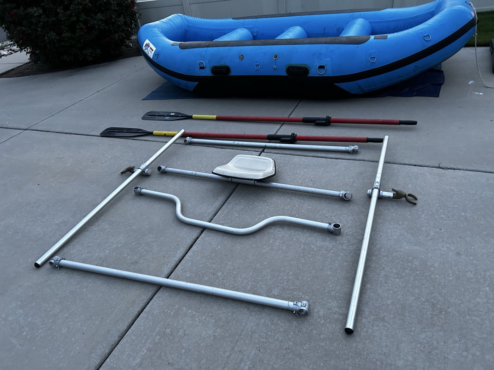 14’ Alaska Series Self-Bailing White Water Raft – Gary King Built | Row or Paddle Setup