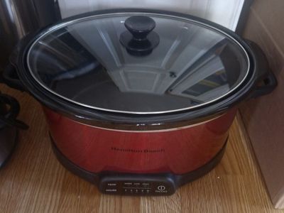Hamilton Beach Red Digital Slow Cooker with Glass Lid