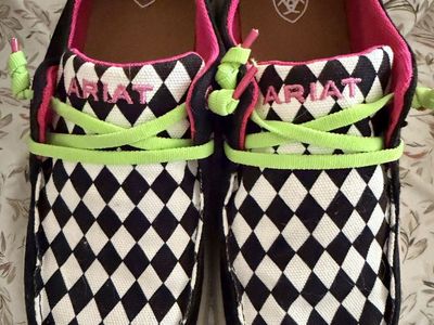 New. ARIAT Women's Cruiser Black & White Diamond Print Loafers with Neon Accents Size 8