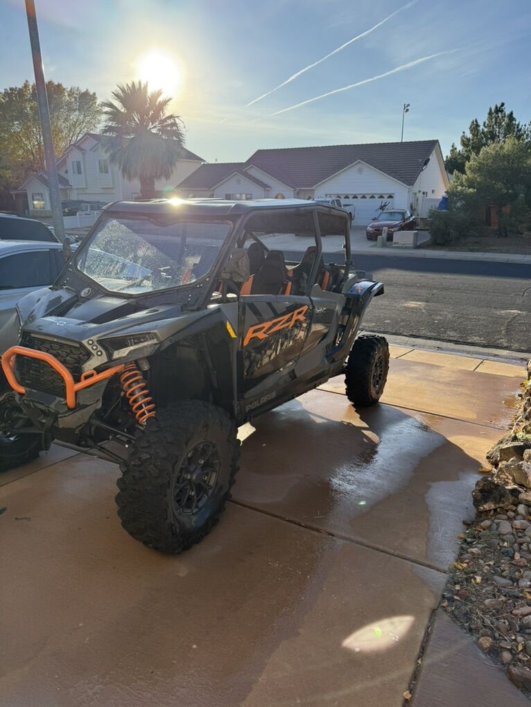 2024 Polaris Rzr