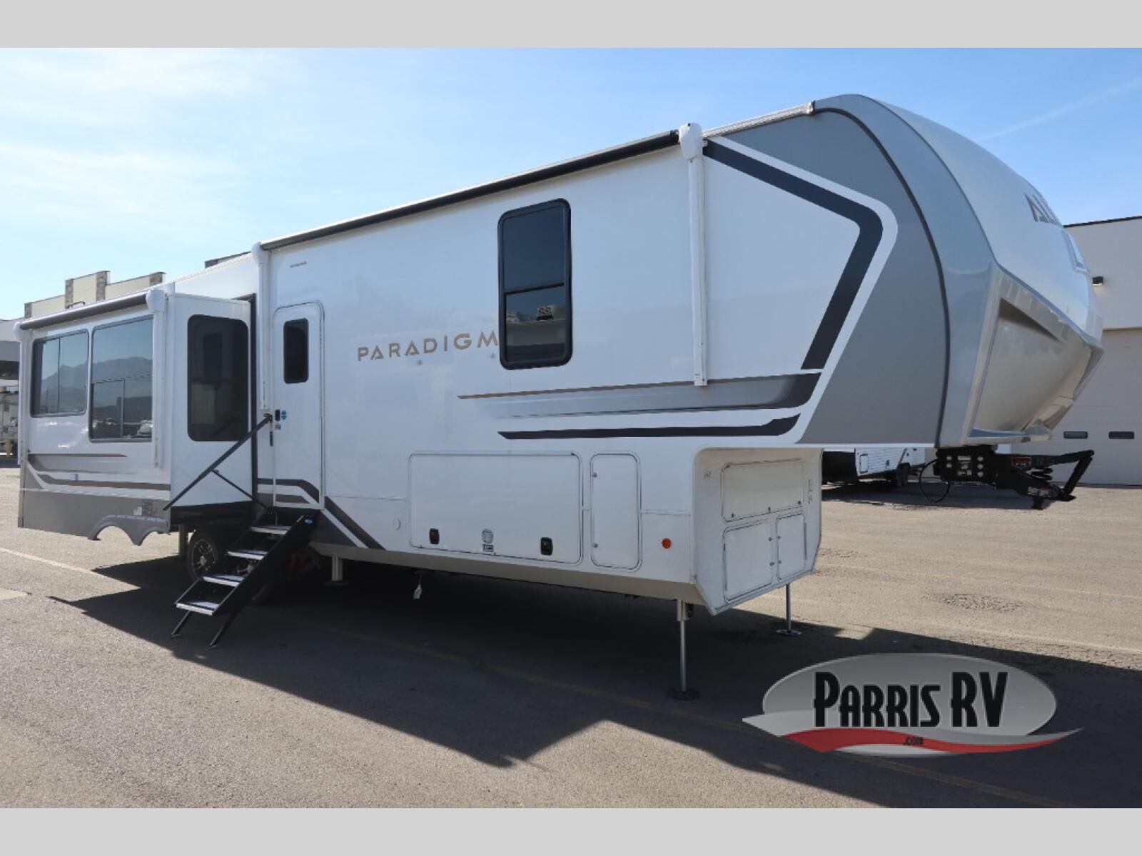 New 2026 Alliance RV Paradigm 340RL