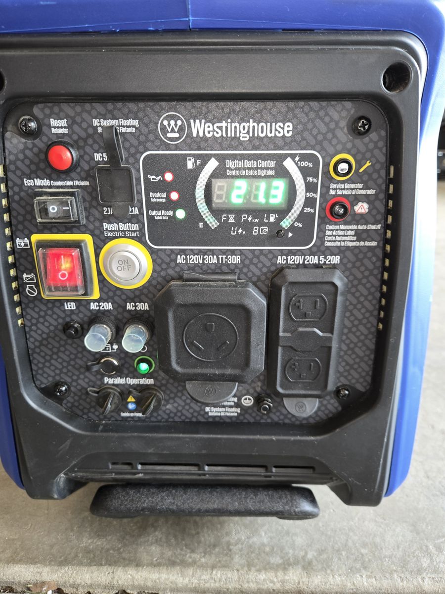 Westinghouse iGen4000 Inverter Generator with Remote Start and Digital Data Center