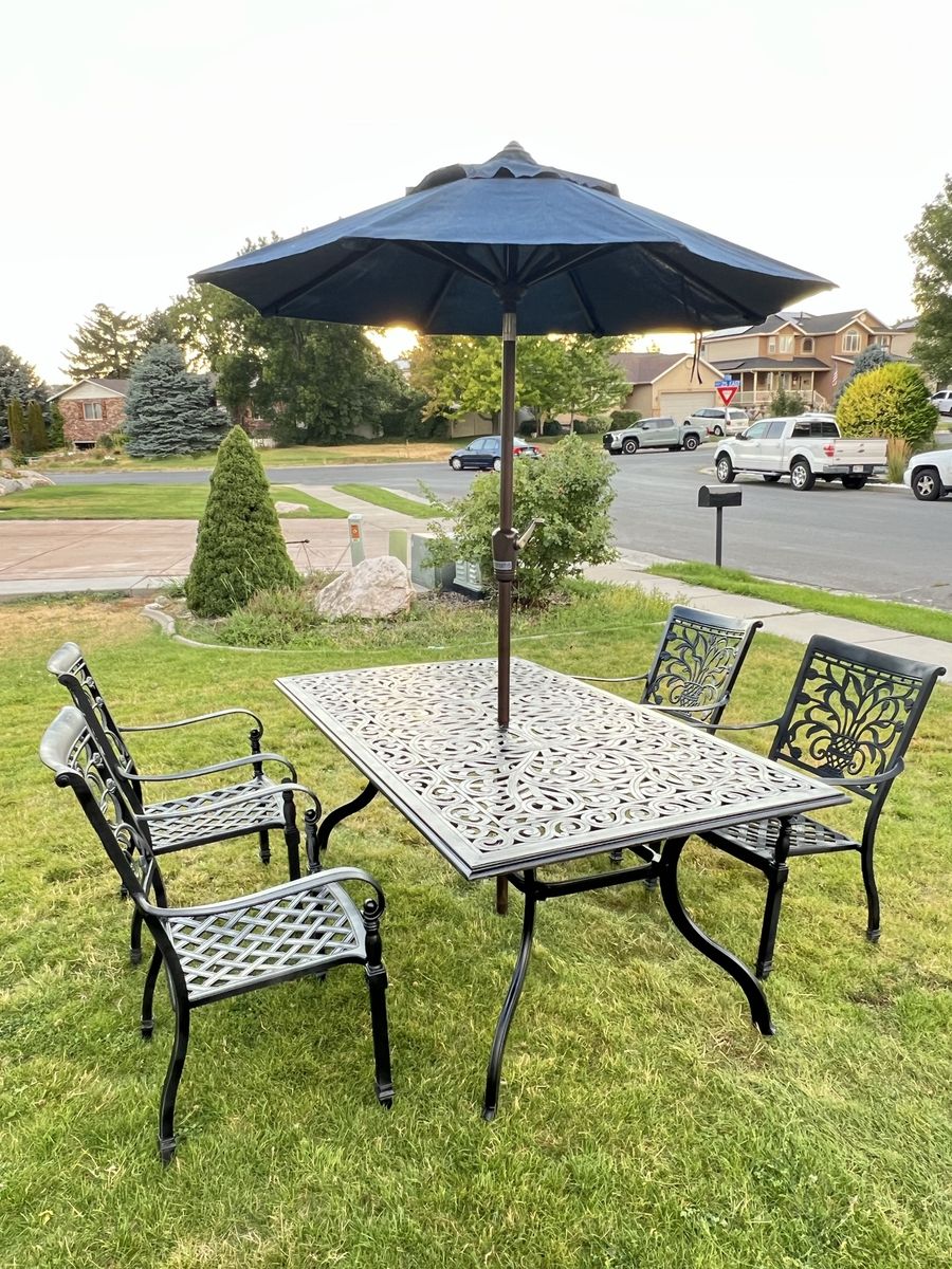 Outdoor Patio Dining Set, Cast Aluminum, Table, 4 Chairs, Umbrella Included,