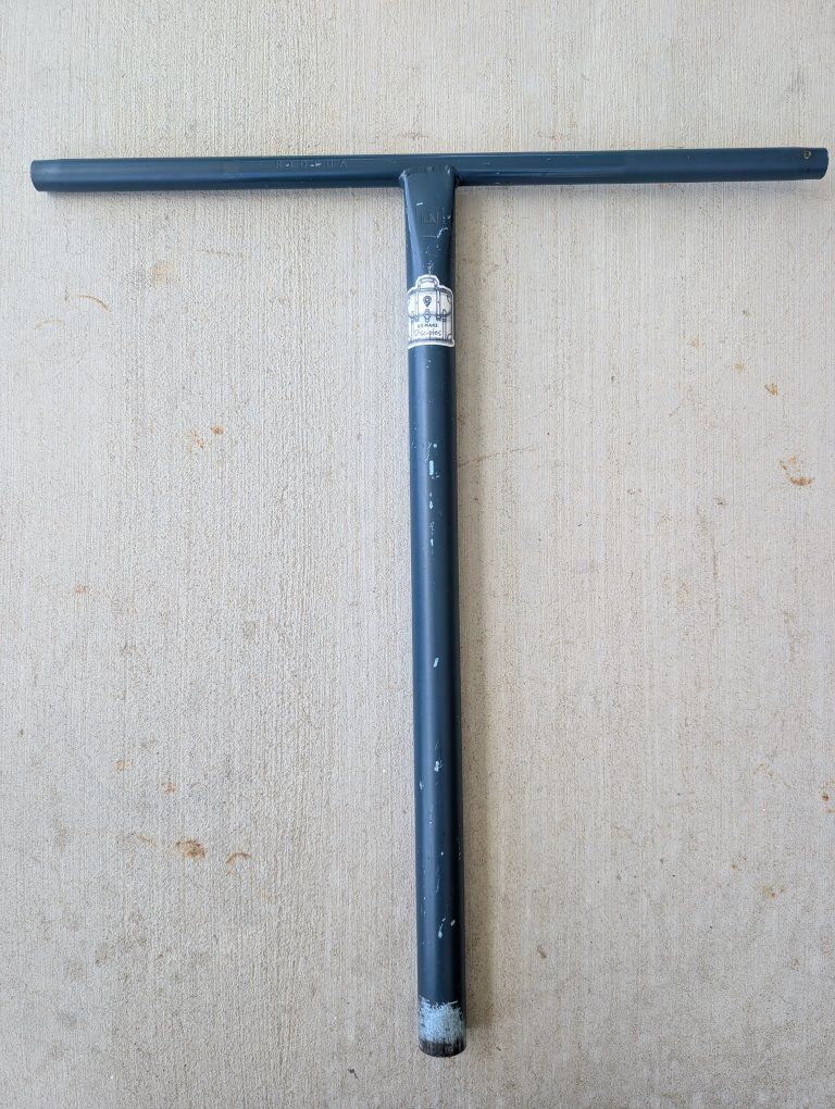 Main image 7