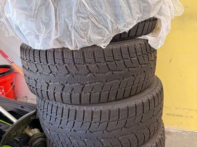 Practically New Toyo Observe G3-Ice Winter Tires – Set of 4