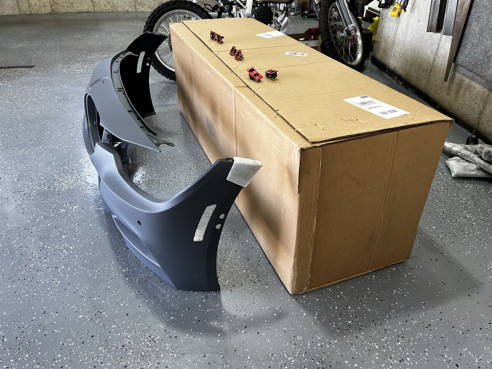 Main image 3