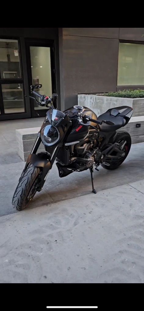 2023 Ducati Monster Plus Dark Stealth