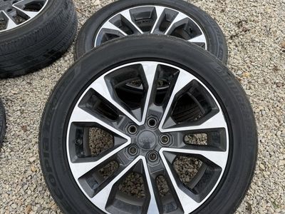 Jeep Grand Cherokee Rims/ Tires