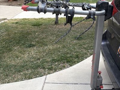 Yakima 4-bike Hanging Trailer Hitch Rack