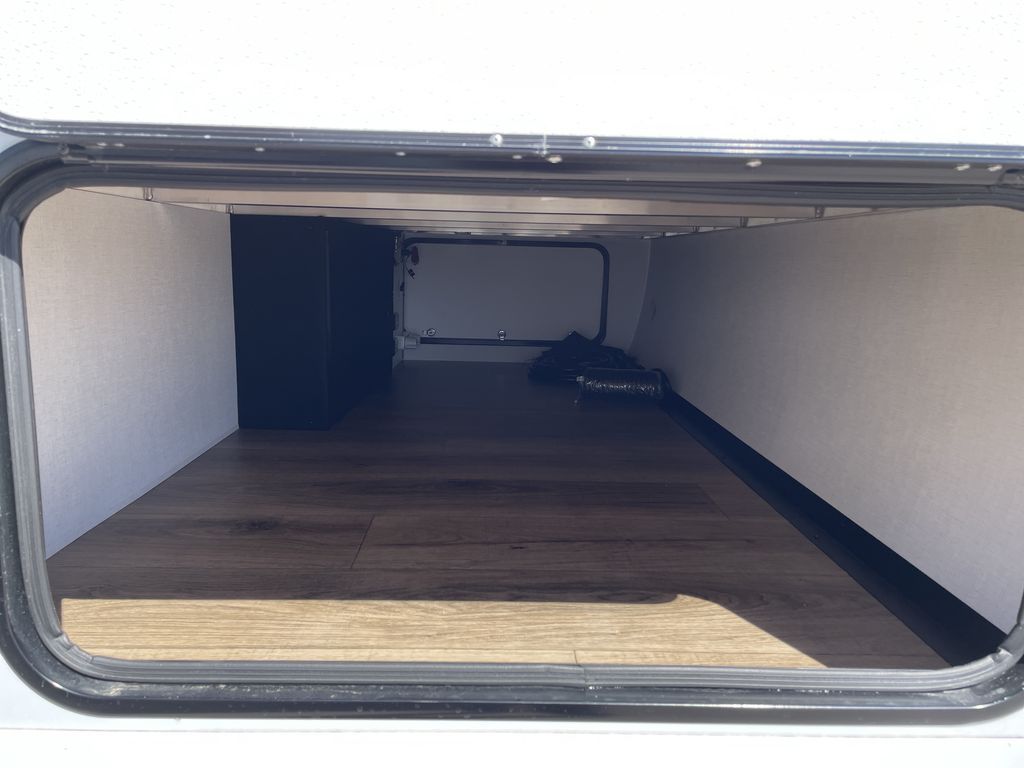 Main image 21