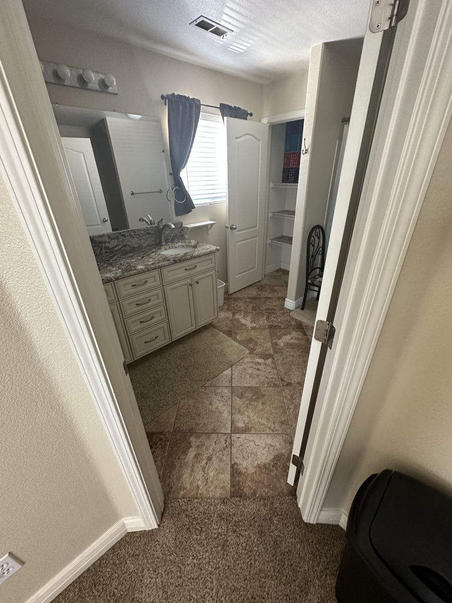 Main image 14