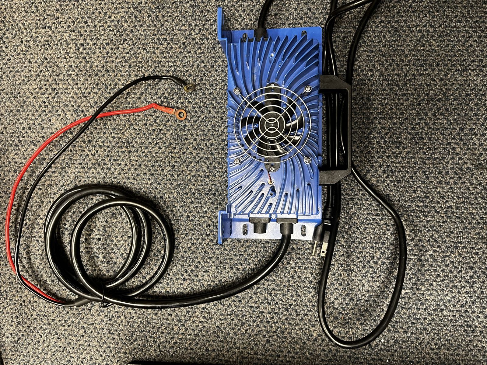 Main image 3