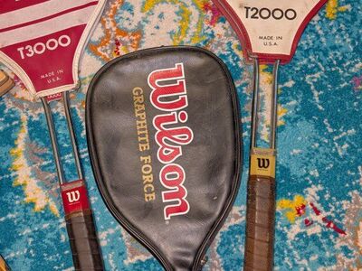 Set of 3 vintage tennis rackets.
Priced for a qui