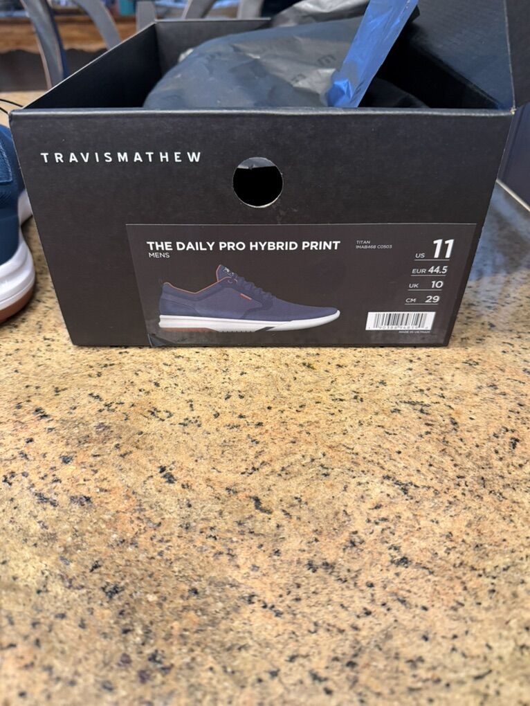 Travis Mathew Shoe Size 11