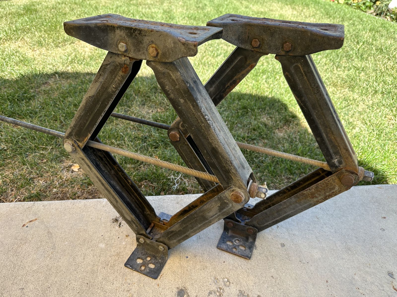 Main image 6