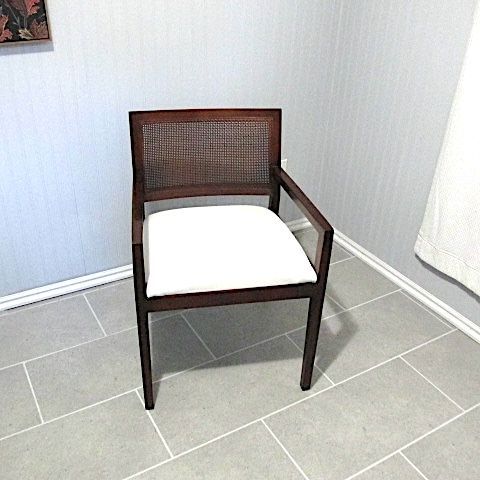 Single Bernhardt Chair