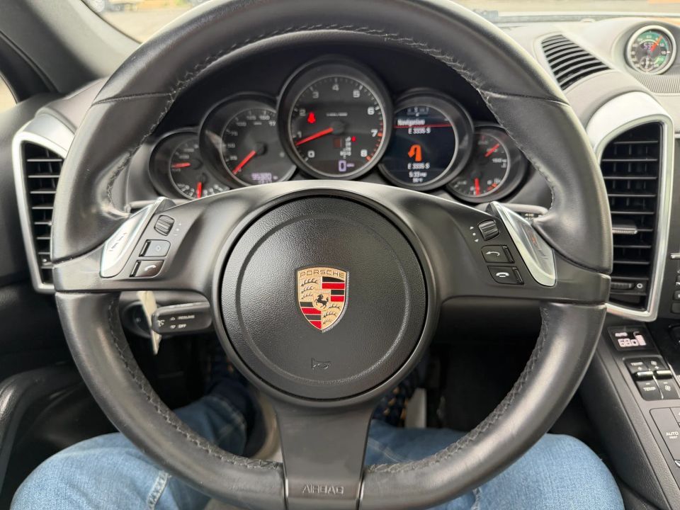 Main image 27