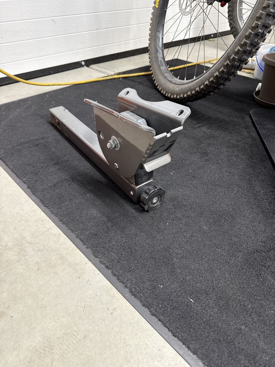 Kuat NV 2” hitch Base