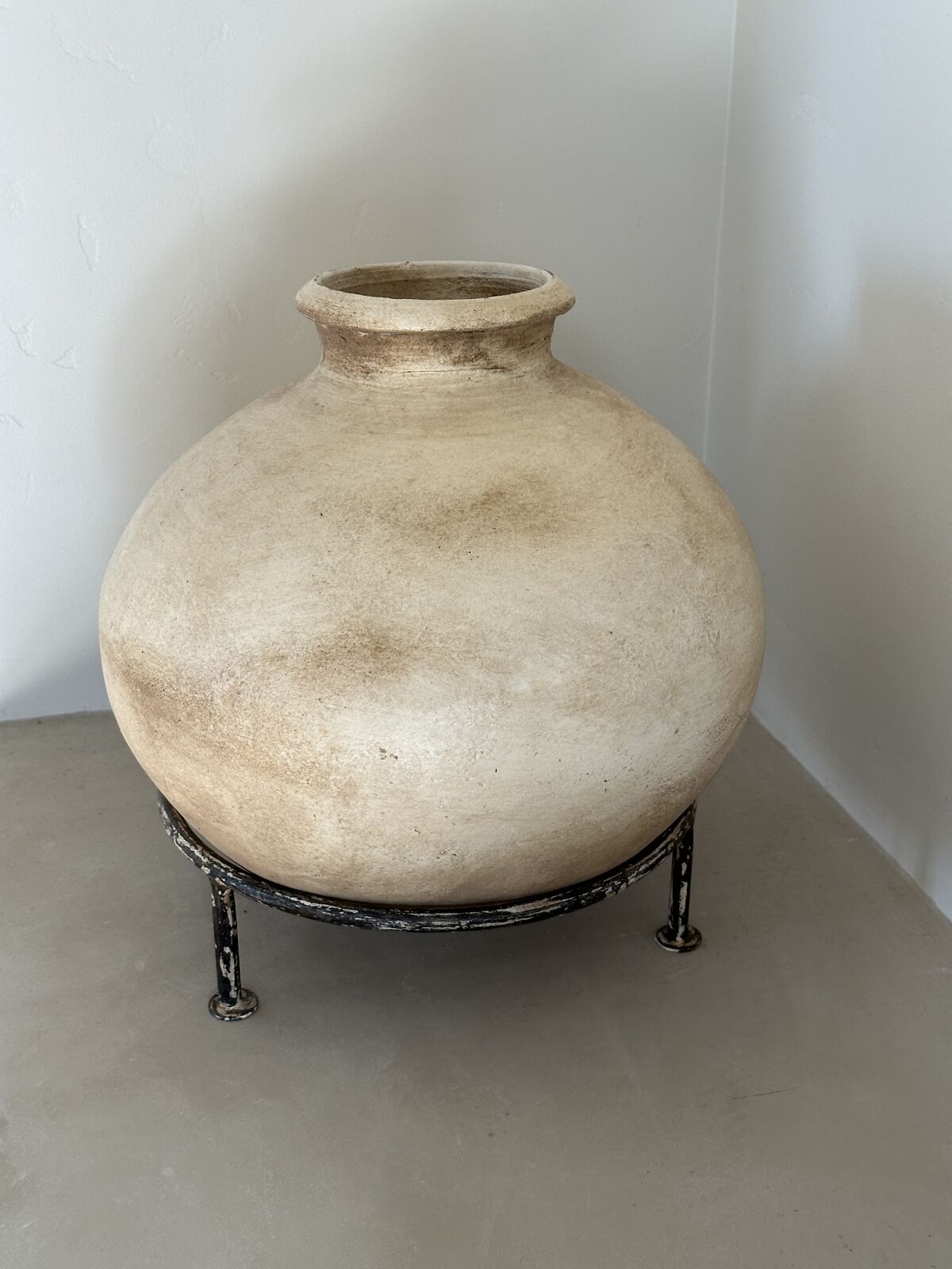 XL Vase with stand