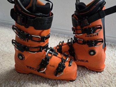 Tecnica Mach1, 130, HV Orange/Black - Size 26/26.5