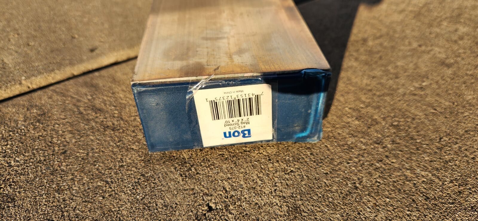 New Bon 12-375 Screed, Mag 2" X 4", 10' Foot