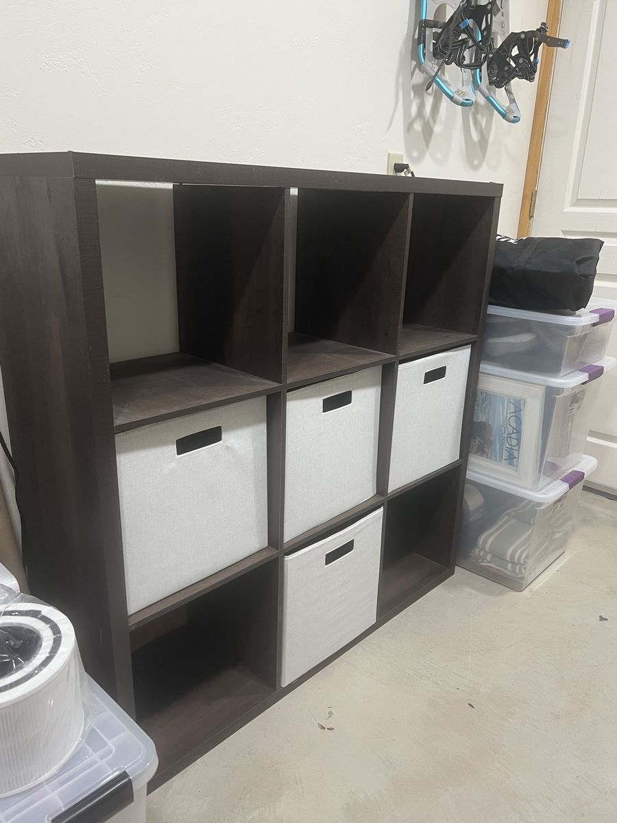 9 Cube Storage Organizer Shelf and 4 Baskets