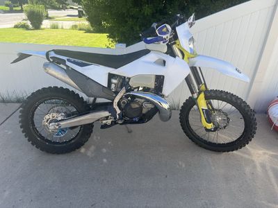 2021 Husqvarna TE 300